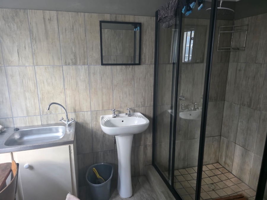 6 Bedroom Property for Sale in Malgas Western Cape